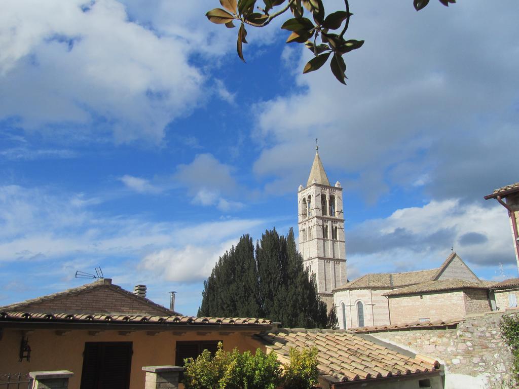 B&B Il Chiostro Assisi Exteriör bild